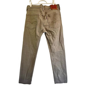Levi’s 502 Regular Taper Jeans | Khaki / Light Brown | W31 L30